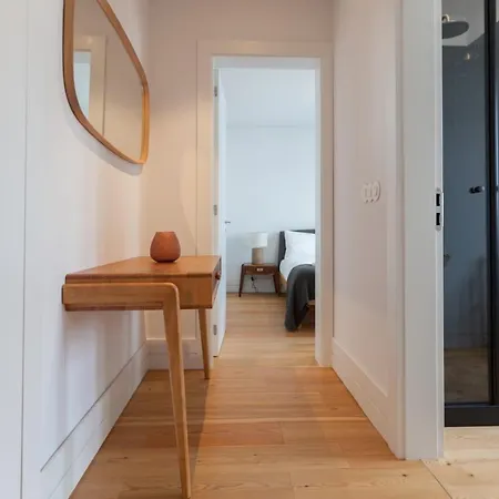 Flh Marques Sophisticated Flat *